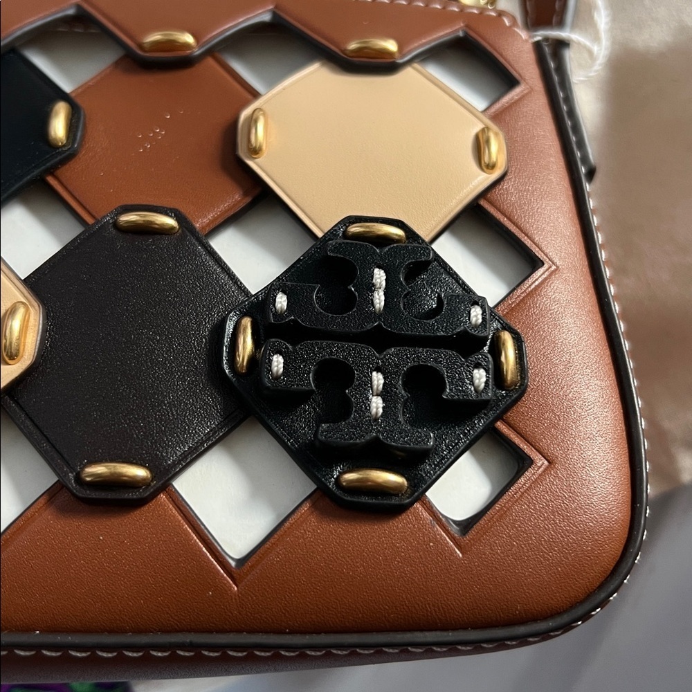 Tory Burch McGraw Die Cut Leather Wedge Hippie BOHO Shoulder Bag::RARE::NWT:: - Picture 2 of 14